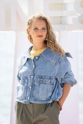 9th Canneseries - L’Or Bleu Photocall Déborah Krey attends the photocall of ‘L’OR BLEU’ during the 9th Canneseries International Festival at Plage Du Majestic on April 28, 2026 in Cannes, France. Photo by ShootPix ABACAPRESS.COM Cannes France  Copyright: xShootpix ABACAx