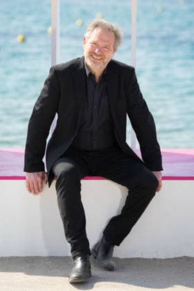 9th Canneseries - L’Or Bleu Photocall Regis Romele attends the photocall of ‘L’OR BLEU’ during the 9th Canneseries International Festival at Plage Du Majestic on April 28, 2026 in Cannes, France. Photo by ShootPix ABACAPRESS.COM Cannes France  Copyright: xShootpix ABACAx