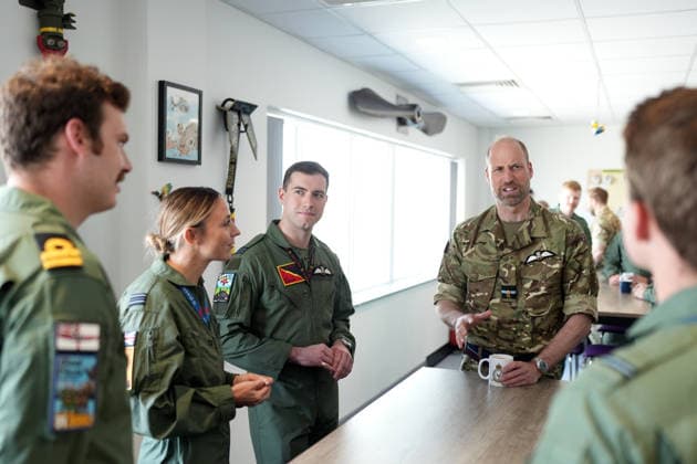 . 28 04 2026. Anglesey, United Kingdom. Prince William during a visit to RAF Valley on the island of Anglesey in Wales, United Kingdom.  xPoolx xi-Imagesx IIM-26741-0032