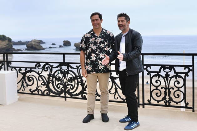 Chanel Cruise Show Photocall - Biarritz Peyo Lizarazu and Bixente Lizarazu attending photocall of the Chanel Cruise 2026-2027 fashion show at Casino Municipal in Biarritz, France on April 28, 2026. Photo by Franck Castel ABACAPRESS.COM Biarritz Nouvelle-Aquitaine France  Copyright: xCastelxFranck ABACAx
