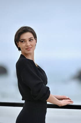 Chanel Cruise Show Photocall - Biarritz Anamaria Vartolomei attending photocall of the Chanel Cruise 2026-2027 fashion show at Casino Municipal in Biarritz, France on April 28, 2026. Photo by Franck Castel ABACAPRESS.COM Biarritz Nouvelle-Aquitaine France  Copyright: xCastelxFranck ABACAx