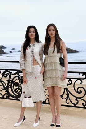 Chanel Cruise Show Photocall - Biarritz Lena Schuett and Miu Natsha attending photocall of the Chanel Cruise 2026-2027 fashion show at Casino Municipal in Biarritz, France on April 28, 2026. Photo by Franck Castel ABACAPRESS.COM Biarritz Nouvelle-Aquitaine France  Copyright: xCastelxFranck ABACAx