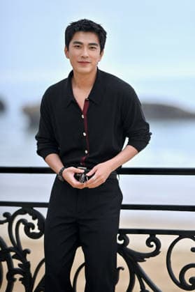 Chanel Cruise Show Photocall - Biarritz Jing-Hua Tseng attending photocall of the Chanel Cruise 2026-2027 fashion show at Casino Municipal in Biarritz, France on April 28, 2026. Photo by Franck Castel ABACAPRESS.COM Biarritz Nouvelle-Aquitaine France  Copyright: xCastelxFranck ABACAx