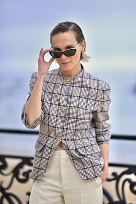 Chanel Cruise Show Photocall - Biarritz Ana Girardot attending photocall of the Chanel Cruise 2026-2027 fashion show at Casino Municipal in Biarritz, France on April 28, 2026. Photo by Franck Castel ABACAPRESS.COM Biarritz Nouvelle-Aquitaine France  Copyright: xCastelxFranck ABACAx
