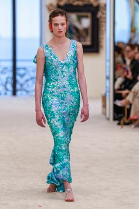 Chanel Collection Croisière 2026 2027 Chanel Cruise fashion show at the Casino municipal de Biarritz, France, on April 28, 2026 Olivier Borde Bestimage A model walks the runway at the Chanel Cruise 2025 fashion show at the Biarritz Municipal Casino, France, on April 28, 2026 Biarritz France  Copyright: xOLIVIERxBORDEx xBESTIMAGExOLIVIERxBORDEx xBESTIMAGEx