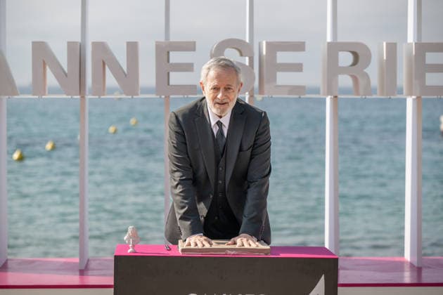 Francis Huster seen for handprinting during the Zodiaque photocall in Hotel Majestic Beach during 9th CanneSeries festival in Cannes, France on April 28, 2026 Photo by Loran Mafar Starface 455461 2026 04 28 Cannes France  Copyright: xLoranxMafarx xStarfacex STAR_455461_021