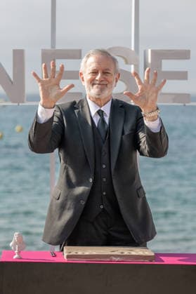 Francis Huster seen for handprinting during the Zodiaque photocall in Hotel Majestic Beach during 9th CanneSeries festival in Cannes, France on April 28, 2026 Photo by Loran Mafar Starface 455461 2026 04 28 Cannes France  Copyright: xLoranxMafarx xStarfacex STAR_455461_025