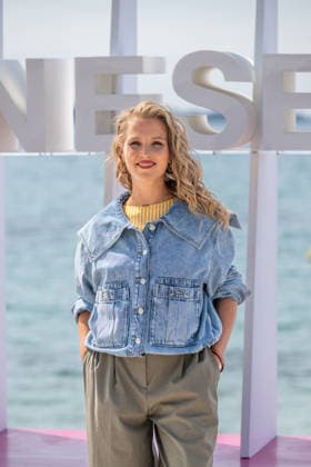 Deborah Krey attends the L or bleu photocall in Hotel Majestic Beach during 9th CanneSeries festival in Cannes, France on April 28, 2026 Photo by Loran Mafar Starface 455461 2026 04 28 Cannes France  Copyright: xLoranxMafarx xStarfacex STAR_455461_051