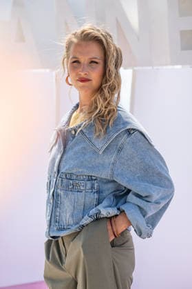 Deborah Krey attends the L or bleu photocall in Hotel Majestic Beach during 9th CanneSeries festival in Cannes, France on April 28, 2026 Photo by Loran Mafar Starface 455461 2026 04 28 Cannes France  Copyright: xLoranxMafarx xStarfacex STAR_455461_058