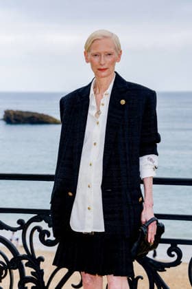 Tilda Swinton at the second photocall for the Chanel Cruise Collection 2026 2027 fashion show on the terrace of the Biarritz Municipal Casino, on April 28, 2026 Biarritz France Olivier Borde Bestimage Photocall for the Chanel Cruise Collection 2026 2027 fashion show on the terrace of the Biarritz Municipal Casino, on April 28, 2026 Biarritz France  Copyright: xOLIVIERxBORDEx xBESTIMAGExOLIVIERxBORDEx xBESTIMAGEx