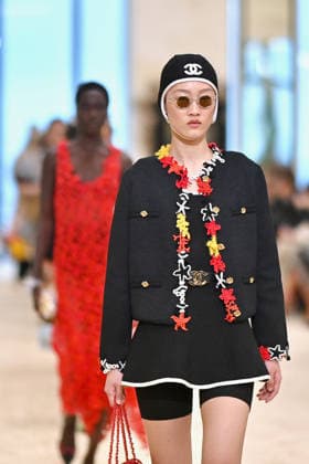 Chanel Cruise 2026 27 - Runway A model walks the runway at the Chanel Cruise 2026-2027 fashion show at Casino Municipal in Biarritz, France on April 28, 2026. Photo by Franck Castel ABACAPRESS.COM Biarritz France  Copyright: xCastelxFranck ABACAx