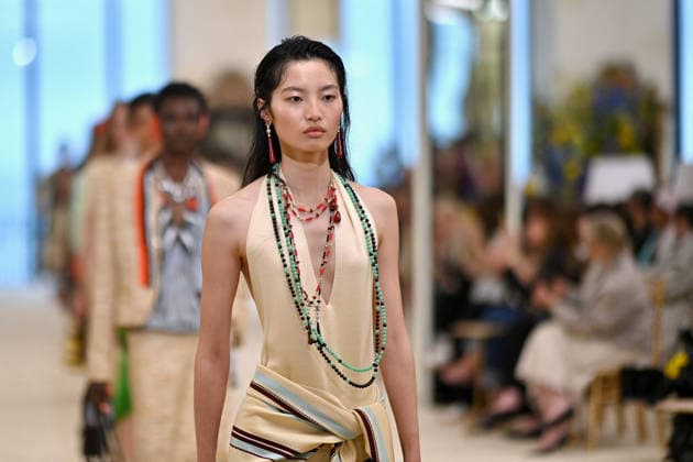 Chanel Cruise 2026 27 - Runway A model walks the runway at the Chanel Cruise 2026-2027 fashion show at Casino Municipal in Biarritz, France on April 28, 2026. Photo by Franck Castel ABACAPRESS.COM Biarritz France  Copyright: xCastelxFranck ABACAx