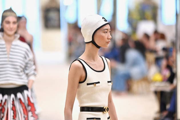 Chanel Cruise 2026 27 - Runway A model walks the runway at the Chanel Cruise 2026-2027 fashion show at Casino Municipal in Biarritz, France on April 28, 2026. Photo by Franck Castel ABACAPRESS.COM Biarritz France  Copyright: xCastelxFranck ABACAx