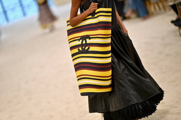 Chanel Cruise 2026 27 - Runway Fashion detail - A model walks the runway at the Chanel Cruise 2026-2027 fashion show at Casino Municipal in Biarritz, France on April 28, 2026. Photo by Franck Castel ABACAPRESS.COM Biarritz France  Copyright: xCastelxFranck ABACAx