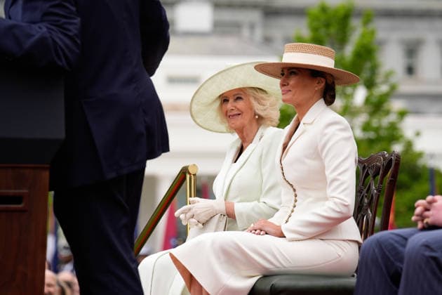 Trumps Welcome King Charles III and Queen Camilla Queen Camilla of the United Kingdom of Great Britain and Northern Ireland and first lady Melania Trump during a State Arrival Ceremony on the South Lawn of the White House in Washington, DC, USA, on April 28, 2026. Credit: CNP AdMedia Washington District of Columbia United States of America EDITORIAL USE ONLY  Copyright: xx AdMediax admphotostwo985431