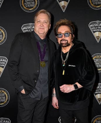 2026 Musicians Hall of Fame Induction Ceremony Steve Wariner and Tony Brown arriving to the 2026 Musicians Hall of Fame Induction Ceremony held at The Fisher Center for the Performing Arts on April 28, 2026 in Nashville, TN. Nashville The Fisher Center for the Performing Arts Tennessee USA Copyright: xTammiexArroyo AFF-USA.comx