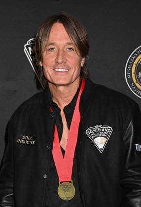 2026 Musicians Hall of Fame Induction Ceremony Keith Urban arriving to the 2026 Musicians Hall of Fame Induction Ceremony held at The Fisher Center for the Performing Arts on April 28, 2026 in Nashville, TN. Nashville The Fisher Center for the Performing Arts Tennessee USA Copyright: xTammiexArroyo AFF-USA.comx