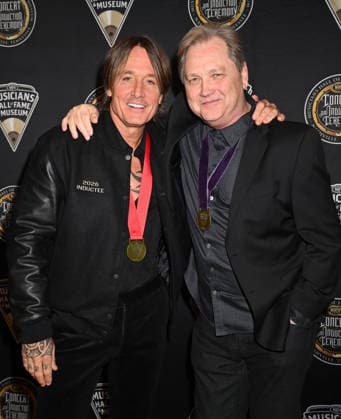2026 Musicians Hall of Fame Induction Ceremony Keith Urban and Steve Wariner arriving to the 2026 Musicians Hall of Fame Induction Ceremony held at The Fisher Center for the Performing Arts on April 28, 2026 in Nashville, TN. Nashville The Fisher Center for the Performing Arts Tennessee USA Copyright: xTammiexArroyo AFF-USA.comx