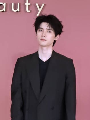 WUHAN, CHINA - APRIL 28: Actor Zhou Yiran attends Gucci event on April 28, 2026 in Wuhan, Hubei Province of China.  Copyright: xVCGx 111637919298