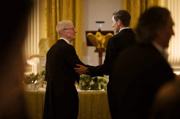 uests, including Apple CEO Tim Cook and President Donald Trump s son-in-law Jared Kushner are seen as President Donald Trump hosts a state dinner with Great Britain s King Charles and Queen Camilla at the White House on Tuesday, April 28, 2026 in Washington, D.C. Charles spoke to a joint session of Congress earlier in the day, and attended several events with U.S. President Donald Trump.  WAX20260428234 CraigxHudson