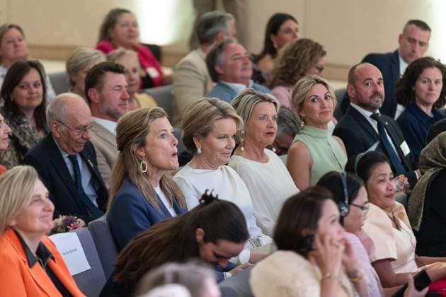 Minister of Justice Annelies Verlinden and Queen Mathilde of Belgium pictured during the 27th edition of the award ceremony of the Womed Award , for best female entrepreneur, organised by Markant and Unizo, Tuesday 28 April 2026 in Brussels.  JAMESxARTHURxGEKIERE 172331942