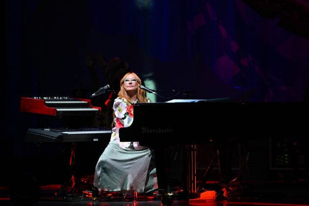 Tori Amos Performs At L Olympia - Paris Tori Amos performs at the l Olympia in Paris, France on April 28, 2026. Photo by Christophe Meng ABACAPRESS.COM Paris Ile-de-France France  Copyright: xMengxChristophe ABACAx