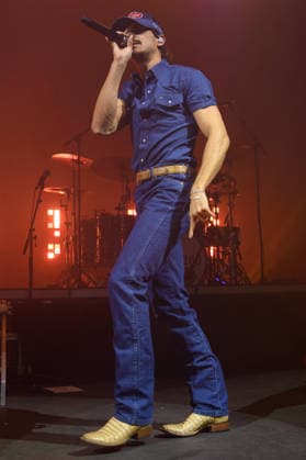 Tucker Wetmore Performs at Kentish Town Forum, London, UK - 28 April 2026 American Country music singer-songwriter Tucker Wetmore performs the first of three nights at Kentish Town Forum, London, England, UK on Tuesday 28 April 2026 as part of his The Brunette World Tour., Credit:Justin Ng Avalon UK, England, London, Kentish Town Forum  Copyright: xJustinxNgx xAvalonx 1095089369