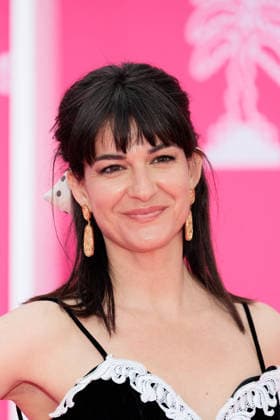 The 9th Canneseries International Festival - Pink Carpet - Closing Ceremony Marta Bassols attends the pink carpet ahead of the closing ceremony of the 9th edition of the Cannes International Series Festival (Canneseries) in Cannes, southern France, on April 28, 2026. Photo by ShootPix ABACAPRESS.COM Nice Provence-Alpes-Cote d Azur France  Copyright: xShootpix ABACAx