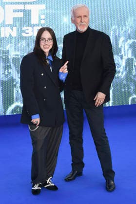 Billie Eilish and James Cameron at the premiere of the 3D concert film Billie Eilish Hit Me Hard and Soft The Tour at Odeon Luxe Leicester Square London, 28 04 2026 Foto:xS.xVasx xFuturexImagex eilish_6447