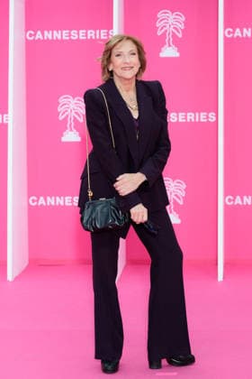 The 9th Canneseries International Festival - Pink Carpet - Closing Ceremony Lesli Linka Glatter attends the pink carpet ahead of the closing ceremony of the 9th edition of the Cannes International Series Festival (Canneseries) in Cannes, southern France, on April 28, 2026. Photo by ShootPix ABACAPRESS.COM Nice Provence-Alpes-Cote d Azur France  Copyright: xShootpix ABACAx