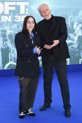 Billie Eilish and James Cameron at the premiere of the 3D concert film Billie Eilish Hit Me Hard and Soft The Tour at Odeon Luxe Leicester Square London, 28 04 2026 Foto:xS.xVasx xFuturexImagex eilish_6450