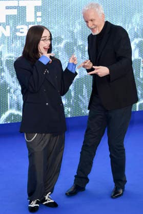 Billie Eilish and James Cameron at the premiere of the 3D concert film Billie Eilish Hit Me Hard and Soft The Tour at Odeon Luxe Leicester Square London, 28 04 2026 Foto:xS.xVasx xFuturexImagex eilish_6452