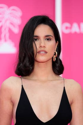 The 9th Canneseries International Festival - Pink Carpet - Closing Ceremony Hiba Bennani attends the pink carpet ahead of the closing ceremony of the 9th edition of the Cannes International Series Festival (Canneseries) in Cannes, southern France, on April 28, 2026. Photo by ShootPix ABACAPRESS.COM Nice Provence-Alpes-Cote d Azur France  Copyright: xShootpix ABACAx
