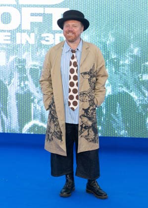 Leigh Francis attends the UK Premiere of Billie Eilish - Hit Me Hard and Soft: The Tour Live In 3D at Odeon Luxe Leicester Square in London, England. UK. Tuesday 28th April 2026. Copyright: xJamesxWarrenx ae75e727