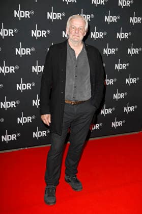 Max Herbrechter at the premiere of the ARD documentary Udo Rebell Rockstar Icon in the Astor Filmlounge Hafencity Hamburg, 28 04 2026 Foto:xC.xTamckex xFuturexImagex udo_6405