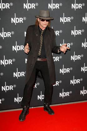 Udo Lindenberg Double at the premiere of the ARD documentary Udo Rebell Rockstar Icon in the Astor Filmlounge Hafencity Hamburg, 28 04 2026 Foto:xC.xTamckex xFuturexImagex udo_6409