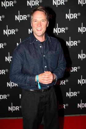 ABB LINDENBERG Matthias Schloo on the red carpet at the Kino Welt Premiere of ARD Dekou UDO Rebell Rockstar Icon at Astor Filmlounge in Hafencity on April 28, 2026 in Hamburg Hamburg Germany