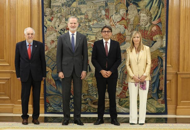King Felipe VI receives in audience the President of the ECHR, Mattias Guyomar The King, Felipe VI, accompanied by the President of the Constitutional Court, Cándido Conde Pumpido i , and the President of the Supreme Court and of the General Council of the Judiciary, Isabel Perelló d , receives in audience the President of the European Court of Human Rights ECHR , Mattias Guyomar 2d , at La Zarzuela Palace, on April 29, 2026, in Madrid Spain Don Felipe receives Mattias Guyomar, President of the European Court of Human Rights, at La Zarzuela Palace, on his first official visit to Spain since taking office in May 2025 29 APRIL 2026 Marta Ferná Madrid Madrid Spain Copyright: xMartaxFernandezx 7482872