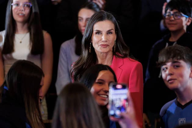 Queen Letizia presides over the proclamation of the Princess of Girona Art Award 2026 in Granada Queen Letizia on her arrival at the proclamation ceremony of the Princess of Girona Art Award 2026 On April 29, 2026 in Granada, Andalusia Spain Queen Letizia has presided over the proclamation ceremony of the Princess of Girona Art Award 2026 , This award recognizes the trajectory of young creators who, through their leadership, commitment and creativity, develop artistic and cultural projects with a positive impact on society 29 APRIL 2026 Álex Cá Granada, Andalucia Granada, Andalucia Spain  Copyright: xÃlexxCamarax 7483034
