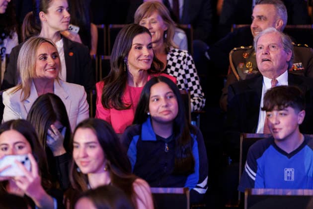 Queen Letizia presides over the proclamation of the Princess of Girona Art Award 2026 in Granada Queen Letizia on her arrival at the proclamation ceremony of the Princess of Girona Art Award 2026 On April 29, 2026 in Granada, Andalusia Spain Queen Letizia has presided over the proclamation ceremony of the Princess of Girona Art Award 2026 , This award recognizes the trajectory of young creators who, through their leadership, commitment and creativity, develop artistic and cultural projects with a positive impact on society 29 APRIL 2026 Álex Cá Granada, Andalucia Granada, Andalucia Spain  Copyright: xÃlexxCamarax 7483040