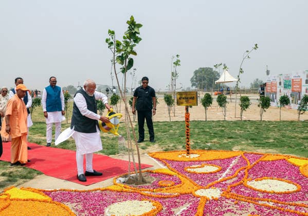 RECORD DATE NOT STATED PM Modi inaugurates the 594-km-long Ganga Expressway in UP s Hardoi Hardoi Uttar Pradesh , Apr 29 (ANI): Prime Minister Narendra Modi waters the sapling at the inauguration of the Ganga Expressway, in Hardoi on Wednesday. Uttar Pradesh Chief Minister Yogi Adityanath, State Deputy CMs Keshav Prasad Maurya and Brajesh Pathak and state Governor Anandiben Patel present. (Narendra Modi Photo Gallery ANI Photo) Hardoi Uttar Pradesh India Copyright: xANIx ANI_20260429234