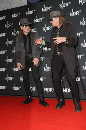 PREMIERE UDO REBELL ROCKSTAR 28 04 2026 Udo Lindenberg with a doppelganger, premiere of the film UDO Rebell Rockstar at the Astor Filmlounge in Hafencity, Hamburg, 28 04 2026 Copyright: xEventpressxMPx