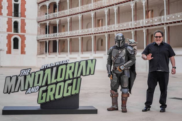 Photocall for the movie STAR WARS THE MANDALORIAN AND GROGU Director Jon Favreau during the photocall for the movie STAR WARS THE MANDALORIAN AND GROGU, April 30, 2026, in Madrid Spain The new Star Wars movie is about how the Empire has fallen and the New Republic struggles to maintain peace with the help of Din Djarin and his apprentice Grogu 30 APRIL 2026 César Vallejo Rodrí Espana  Copyright: xCÃ sarxVallejoxRodriguezx 7485552