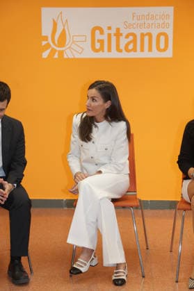 Queen Letizia meets with a representative group of Roma women Queen Letizia attends the meeting with a representative group of Roma women at the headquarters of the Fundación Secretariado Gitano, on April 30, 2026, in Madrid Spain The meeting highlights the progress and achievements made in recent years SECRETARIADO GITANO MUJERES GITANAS REINA LETIZIA 30 APRIL 2026 José Ramó Madrid Madrid Madrid Spain  Copyright: xJosÃ xRamonxHernandox 7485746