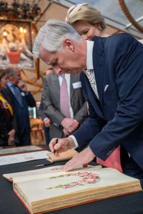 King Philippe - Filip of Belgium and Queen Mathilde of Belgium are pictured during a royal visit to the Floralien flower festival in Gent, Thursday 30 April 2026. The King & Queen are invited for a preview to the event, which is open to the public from 1 to 10 May.  JONASxROOSENS 172447326
