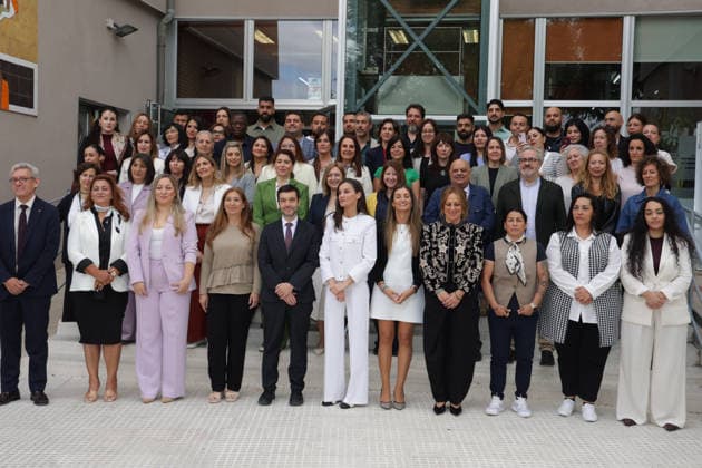 Queen Letizia meets with a representative group of Roma women Minister Pablo Bustinduy and Queen Letizia attend the meeting with a representative group of Roma women at the headquarters of the Fundación Secretariado Gitano, on April 30, 2026, in Madrid Spain The meeting highlights the progress and achievements made in recent years SECRETARIADO GITANO MUJERES GITANAS REINA LETIZIA 30 APRIL 2026 José Ramó Madrid Madrid Madrid Espana  Copyright: xJosÃ xRamonxHernandox 7485854