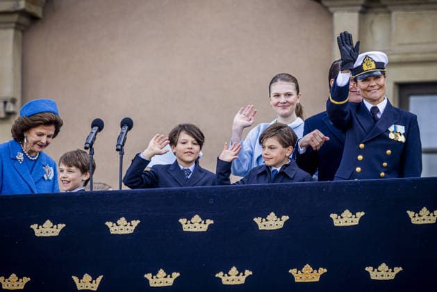 30-04-2026 Outer Prince Daniel and Princess Victoria and Prince Oscar and Princess Estelle attend the Swedish Armed Forces tribute on the Outer Courtyard of the Royal palace as part of the celebrations of King Carl Gustafs 80th birthday in Stockholm, Sweden. Â  Copyright: xPPEx