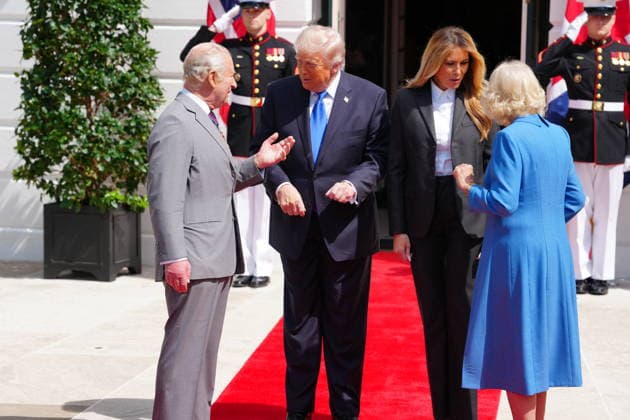 Trumps Bid Farewell to King Charles III and Queen Camilla United States President Donald J Trump and first lady Melania Trump host a Farewell with King Charles III of the United Kingdom of Great Britain and Northern Ireland and Queen Camilla on the South Portico of the White House in Washington, DC, USA, on Thursday, April 30, 2026. Photo by Aaron Schwartz Pool ABACAPRESS.COM Washington District of Columbia United States  Copyright: xPool ABACAx