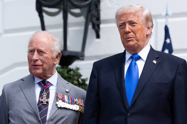 Trumps Bid Farewell to King Charles III and Queen Camilla King Charles III poses with United States President Donald J Trump during a farewell event on the South Portico of the White House in Washington, DC, USA, on Thursday, April 30, 2026. Credit: Aaron Schwartz Pool via CNP Washington District of Columbia United States  Copyright: xPool ABACAx