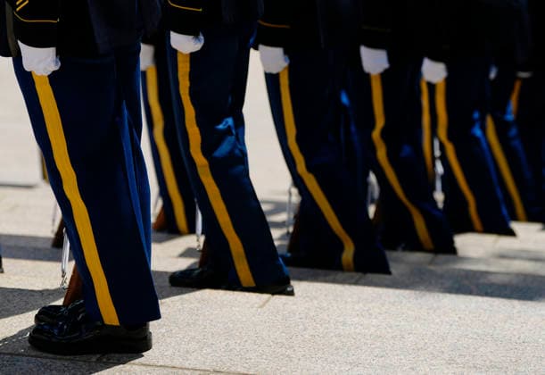 Members of the Military Honor Guard prepare for the arrival of King Charles III and Queen Camilla who will participate in a Wreath Laying Ceremony at the Tomb of the Unknown Solider at Arlington National Cemetery in Arlington, Virginia on Thursday, April 30, 2026. The King and Queen are ending their four-day state visit to the U.S. in Virginia before returning to the U.K. this evening.  ARL2026043023570- BONNIExCASH